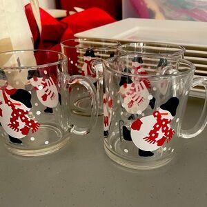 Set of 4 glass christmas mugs